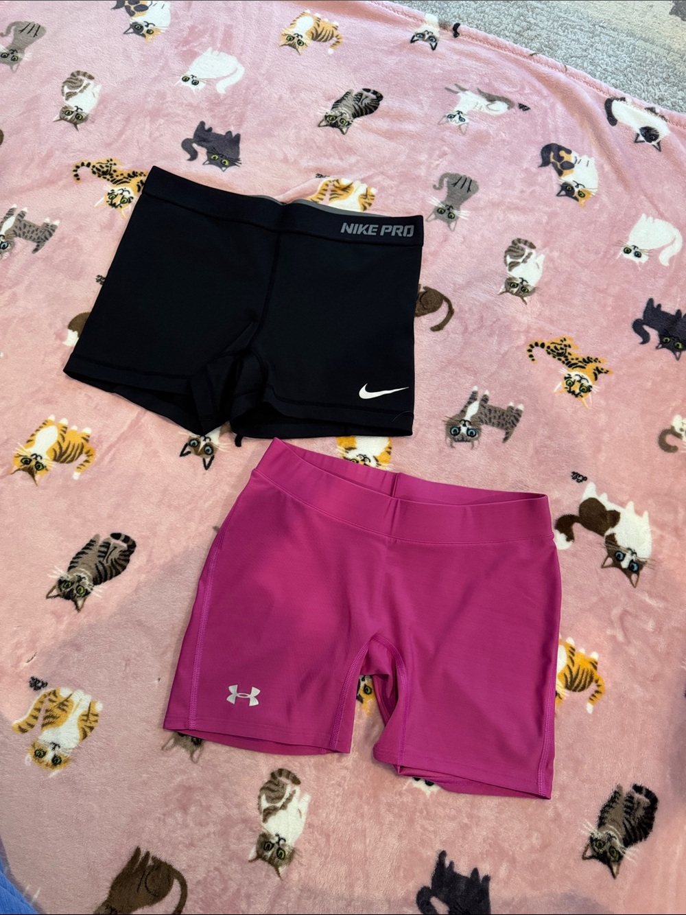 🖤🩷 Under Armour Pink Athletic Bike Shorts AND Black Nike Pro Briefs 🩷🖤